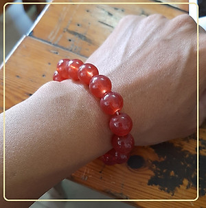 Vòng tay nam nữ giả mã não cao cấp loại size 10-12ly màu đỏ