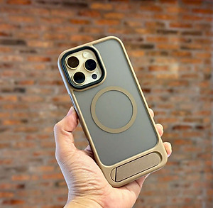 Ốp lưng cho iPhone 16 Pro , iPhone 16 Pro Max hiệu Likgus VALOR hỗ trợ sạc từ , lưng nhám viền màu có giá đỡ kim loại , chống sốc chống va dập thời trang cao cấp - Hàng chính hãng