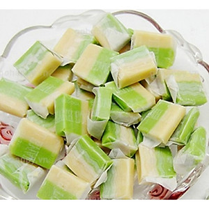 Kẹo Dừa Lá Dứa Sầu Riêng Hiệu Thanh Long-Đặc Sản Bến Tre (300g)