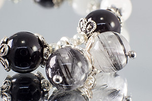 Vòng ta đá mặt trăng+ Onyx+ thách anh tóc đen thiên nhiên BlackMount #VT014