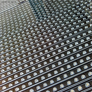 Đèn LED thanh hắt tường trang trí tòa nhà, sân vườn...