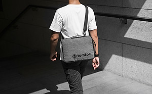 TÚI ĐEO CHÉO TOMTOC (USA) URBAN SHOULDER BAGS FOR ULTRABOOK 15″ GRAY (H14-E02G)