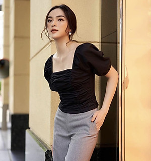 Áo kiểu nữ cổ vuông sang trọng