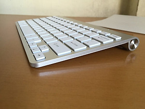 Bộ Bàn Phím Và Chuột Không Dây Siêu Mỏng