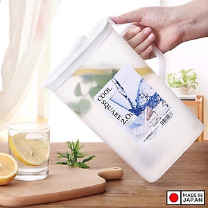 Bình đựng nước cao cấp Pearl Life 2L hàng nội địa Nhật Bản (Made in Japan)