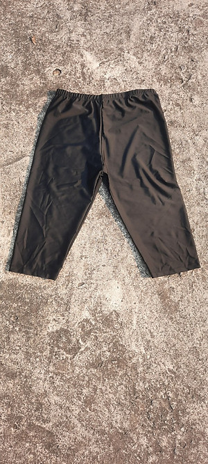 Đồ Bơi Nữ Áo Dài Tay Có Khóa Kéo Quần Lửng