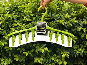Móc treo có kẹp 8 chiếc giúp phơi khăn tay, tất, găng tay, khăn len... rất tiết kiệm diện tích - nội địa Nhật Bản 