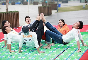 Thảm Massage Chân Bằng Nhựa Giúp Lưu Thông Máu