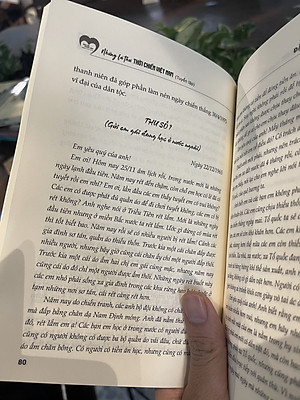 NHỮNG LÁ THƯ THỜI CHIẾN VIỆT NAM (Tuyển tập) - Đặng Vương Hưng - NXB Chính trị Quốc gia sự thật - bìa mềm