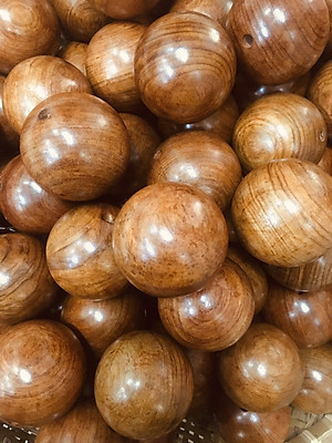 Bi Lăn Tay Hạt Gỗ Hương 5cm ( video , hình thật )