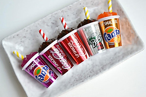 Lip Smacker - Son Fanta Strawberry Cup Lip Balm – Cốc Fanta vị dâu