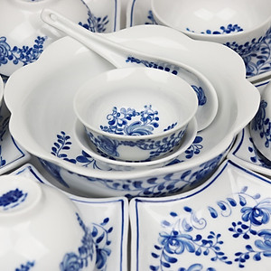 Bộ đồ ăn hoa mặt trời Bát Tràng men khử - Khử sạch chì và kim loại nặng