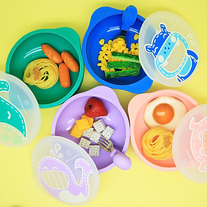 Bát tập ăn silicon có nắp và đế hút chân không chống đổ cho bé Marcus & Marcus, từ 12 tháng