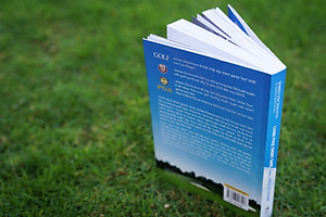 H2-Sách dạy golf tiếng việt - "Chinh phục short game cùng James Sieckmann - Giúp bạn làm chủ các cú đánh từ 120 yard trở lại"