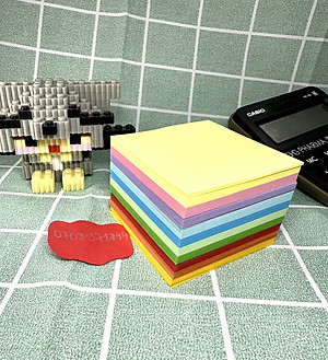 Giấy Gấp Hạc 520 Tờ Gồm 10 Màu Khác Nhau Kích Thước 7cm và 10cm Có Thể Dùng Làm Giấy Note Không Keo