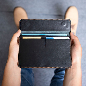 Ví da đăng kiểm đựng giấy tờ xe ô tô P150, 100% da bò thật màu đen, bảo hành 24 tháng thương hiệu Bụi leather