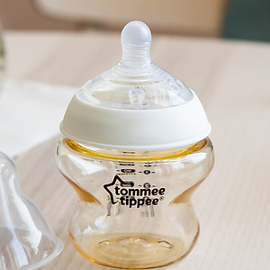 Núm Ty Silicon Siêu Mềm Tự Nhiên Cho Bé Tommee Tippee Natural Start Vari Flow Từ Sơ Sinh (Vỉ Đôi)