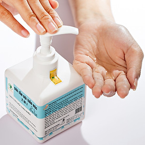 Sữa tắm gội thảo mộc cho bé, dưỡng da và tóc bé mềm mại, chống rôm sảy Wonmom 250ml