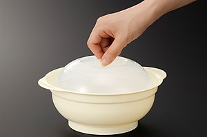 Bát tô dùng trong lò vi sóng 1200ml, kèm nắp nhựa được thiết kế khít giúp thức ăn không bị tiếp xúc với không khí - nội địa Nhật Bản