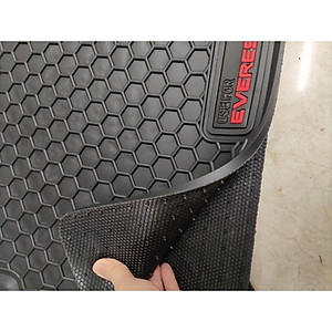 Thảm lót sàn cao su xe Ford Everest 2017- 2023 không mùi, không thấm nước