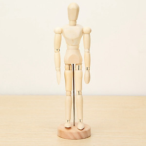 Những hình ảnh người gỗ Danbo dễ thương buồn dưới mưa
