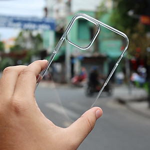 Ốp lưng siêu mỏng 0.3mm chống ố cho iPhone 17 Pro Max / 17 Pro / 17 Air / 17 / 16 Pro Max / 16 Pro / 16 Plus / 16 hiệu Memumi Crystal thiết kế ôm sát máy, chống sốc , chống trầy xước - Hàng nhập khẩu