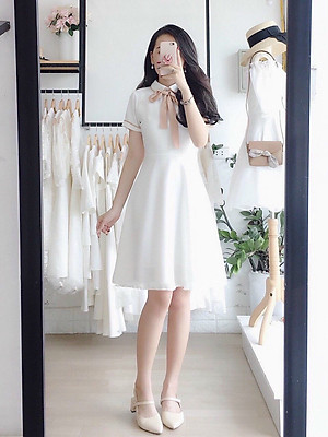 Đầm thắt nơ viền tay có cổ