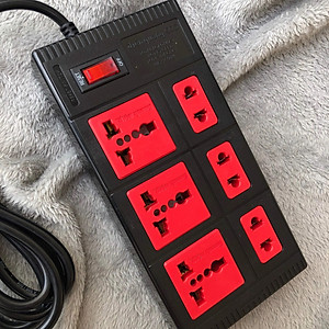 Ổ cắm Điện Quang ECO ĐQ ESK 5BR 6ECO (6 Lỗ, dây dài 5m, màu đen đỏ)