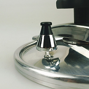 Nồi áp suất đun ga đáy từ Fujika dung tích từ 3Lit đến 11 lít sử dụng được trên bếp từ, Màu giao ngẫu nhiên-Hàng chính hãng