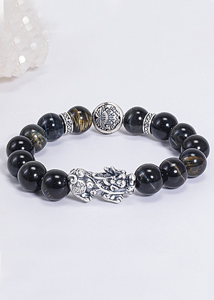 Vòng Tay Phong Thủy Nam Đá Mắt Hổ Xanh Đen Phối Charm Tỳ Hưu Bạc (10mm) Mệnh Thủy, Mộc Ngọc Quý Gemstones