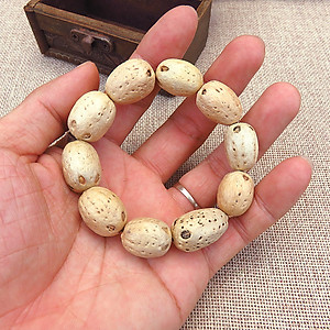 Combo Vòng tay Phong Thủy HẠT BỒ ĐỀ ĐẤT PHẬT, KÈM HỘP ĐỰNG LÓT NHUNG/LỤA, kèm vòng tay chỉ đỏ Thailand, mang lại bình an May Mắn.