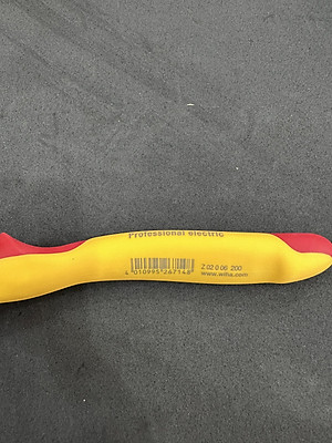 Kìm đa năng trợ lực 200mm Wiha cách điện 1000V 26714