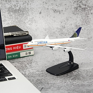 Mô Hình Máy Bay Trưng Bày Boeing 747 United Airlines Everfly