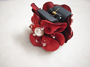 Kẹp tóc hoa đại