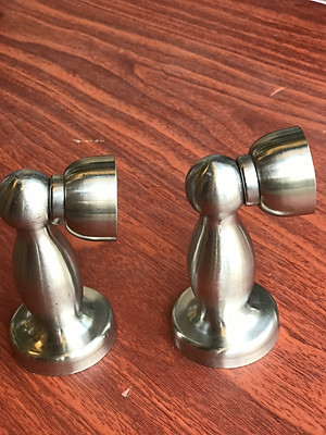 Hít chặn cửa nam châm inox chống va đập vào tường 