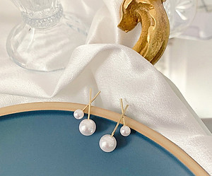 Bông tai chữ X ngọc trai