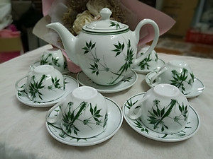 Bộ ấm chén vẽ trúc gốm sứ Bát Tràng