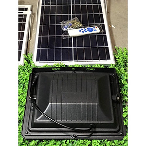 Đèn năng lượng mặt trời 200W chống chói