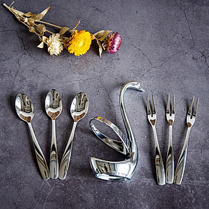 Bộ giỏ thiên nga DandiHome kèm thìa nĩa 2020 cao cấp, sang trọng, tinh tế