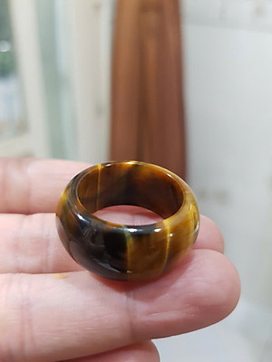 Nhẫn Nam Đá Mắt Hổ Vàng Nâu Tiger Eyes Tự Nhiên đậm bóng đẹp mới ni 20mm x Cao 12mm / 11mm dầy 4mm nam mệnh Kim mệnh Thổ mệnh Thủy đeo ni 20mm rẻ đẹp ạ