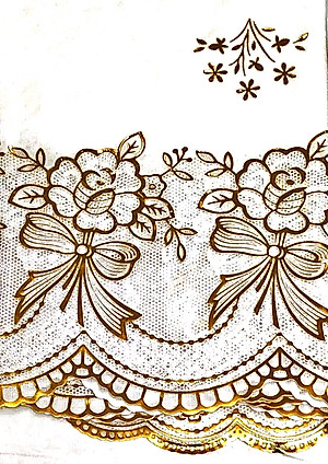 Khăn Trải Bàn PAULEE WLG 751 hoa văn phủ nhũ vàng (90 x 150 cm)