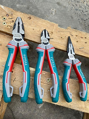 BỘ 3 CÂY KÌM ĐIỆN CAO CẤP TOTAL THT2K0301S - HÀNG CHÍNH HÃNG