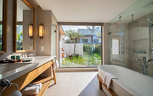 Radisson Blu Resort 5* Cam Ranh Nha Trang - Buffet Sáng, Hồ Bơi Lớn, Bãi Dài Cực Đẹp