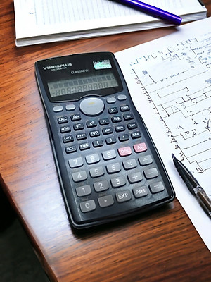 Máy tính học sinh FX-570MS PLUS Phù hợp với học sinh lớp 5 đến lớp 7, Bảo Hành 7 Năm