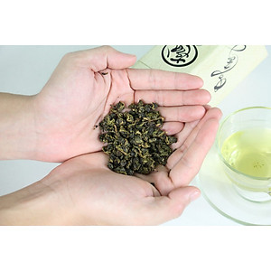 Trà Oolong Tứ Quý Khánh Nga Dạng Hộp 150Gram Hoặc Gói 200Gram