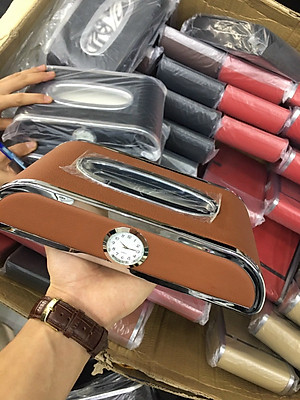 Hộp đựng khăn giấy bằng chất liệu da cao cấp có trang trí mặt đồng hồ dùng trên ô tô