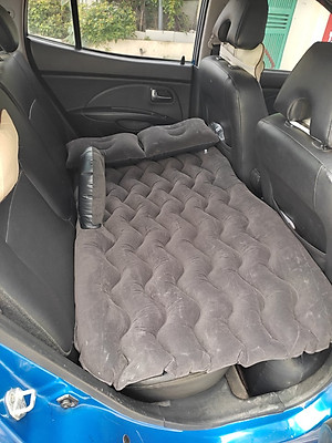 Giường nệm hơi gấp xếp du lịch cho xe hơi, ô tô 4 đến 7 chỗ (giao mẫu ngẫu nhiên)