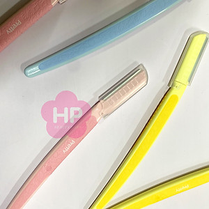 Dao Cạo Lông Mày Cán Dài Kai Pretty 01628-GA0053 (Set 3 cây)