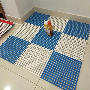 Combo 6 Tấm Thảm Nhựa Chống Trơn Trượt Nhà Tắm Lỗ Ghép Kháng Khuẩn GROFA (Giao Màu Ngẫu Nhiên )
