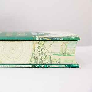 Trái Đất Chuyển Mình ( Bản Đặc Biệt - Bìa vải ) - Trạm Đọc phân phối